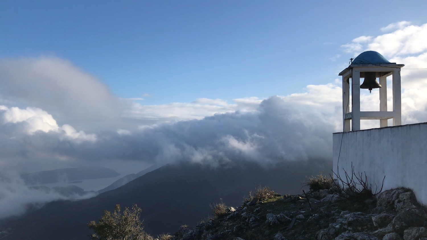 Frame-10-01-2018-22-17-07